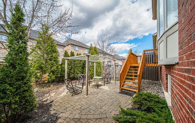 30 Muscat Cres, House detached with 4 bedrooms, 3 bathrooms and 6 parking in Ajax ON | Image 20