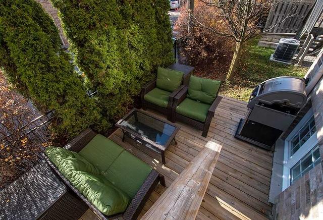 37 Mcbride Lane, Townhouse with 3 bedrooms, 3 bathrooms and 2 parking in Toronto ON | Image 32