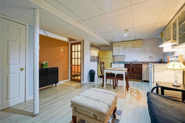 14 Helios Pl, House detached with 3 bedrooms, 2 bathrooms and 3 parking in Brampton ON | Image 8