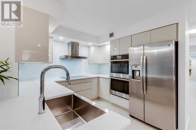 2703, - 1100 8 Avenue Sw, Condo with 2 bedrooms, 2 bathrooms and 2 parking in Calgary AB | Image 23