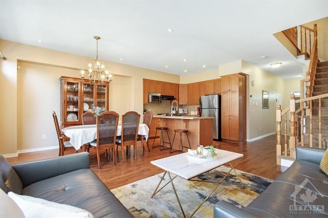 404 Sultan Street, Townhouse with 3 bedrooms, 3 bathrooms and 3 parking in Ottawa ON | Image 8