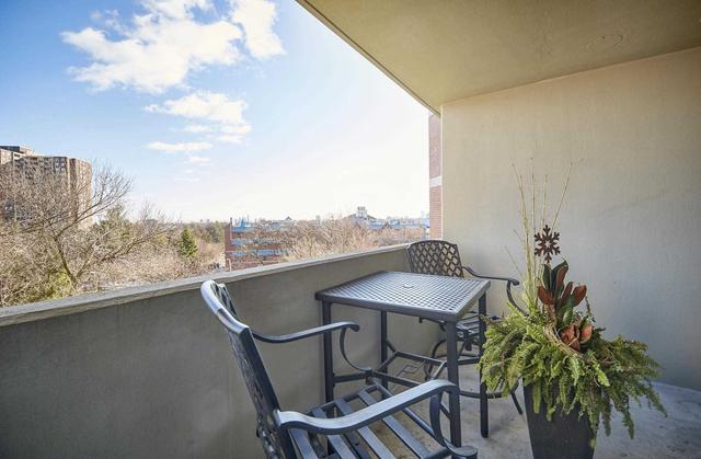 503 - 95 La Rose Ave, Condo with 2 bedrooms, 2 bathrooms and 1 parking in Toronto ON | Image 8