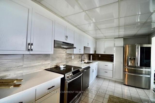 704 - 99 Donn Ave, Condo with 2 bedrooms, 2 bathrooms and 1 parking in Hamilton ON | Image 2