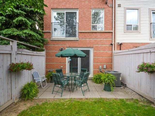 th38 - 38 Fairview Rd W, Townhouse with 3 bedrooms, 3 bathrooms and 1 parking in Mississauga ON | Image 17