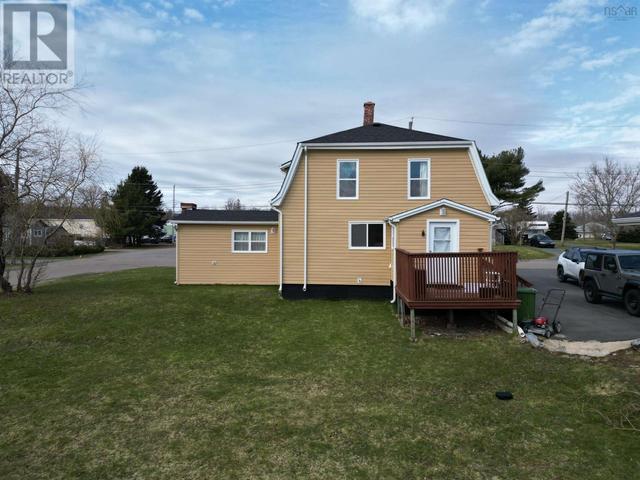 15 Salter Avenue, House detached with 4 bedrooms, 2 bathrooms and null parking in Truro NS | Image 3