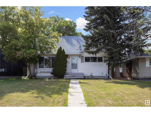 10922 117 St Nw, House detached with 3 bedrooms, 2 bathrooms and null parking in Edmonton AB | Image 1