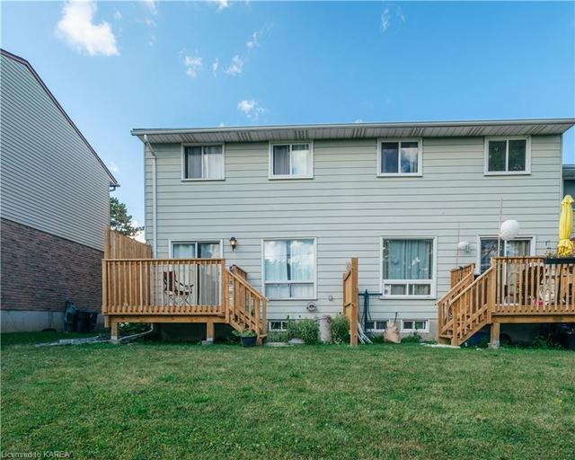 951 Oakview Avenue, House attached with 3 bedrooms, 1 bathrooms and 1 parking in Kingston ON | Image 22