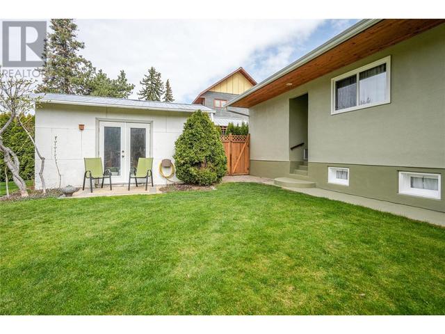 3325 8th Street, House detached with 4 bedrooms, 1 bathrooms and 1 parking in Okanagan Similkameen E BC | Image 33