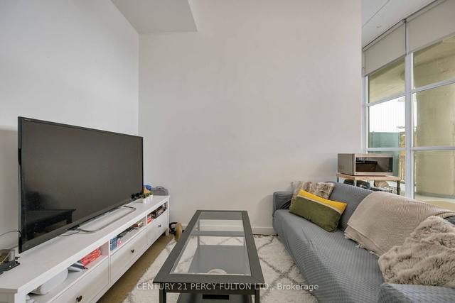 760 - 155 Dalhousie St, Condo with 1 bedrooms, 1 bathrooms and 0 parking in Toronto ON | Image 7
