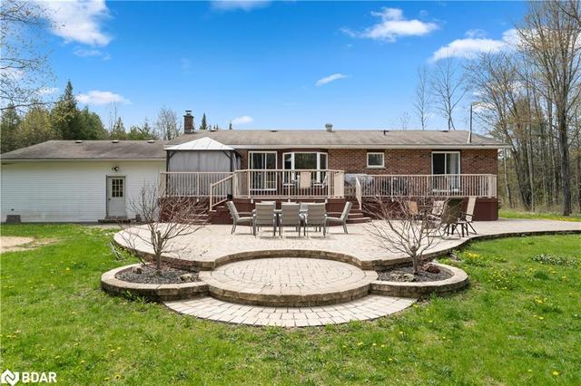 3413 3/4 Sunnidale Sideroad, House detached with 5 bedrooms, 3 bathrooms and 12 parking in Clearview ON | Image 33