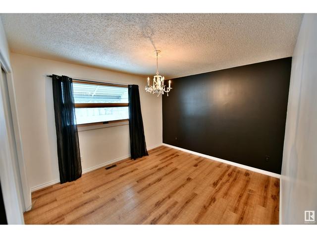 4809 52 St, House detached with 4 bedrooms, 2 bathrooms and null parking in Glendon AB | Image 11