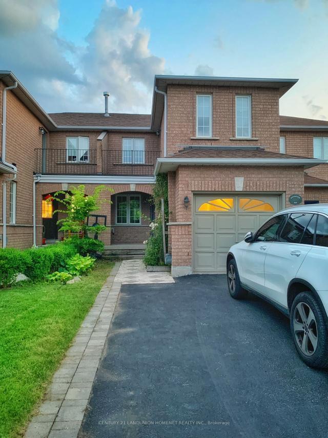 407 Ravineview Way, House attached with 3 bedrooms, 3 bathrooms and 3 parking in Oakville ON | Image 1