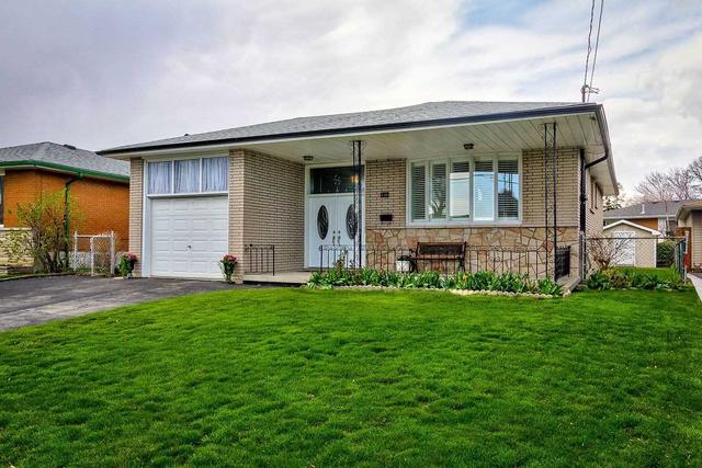139 Nugent Dr, House detached with 3 bedrooms, 2 bathrooms and 3 parking in Hamilton ON | Image 23