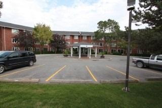 101 - 2 Heritage Way, Condo with 2 bedrooms, 1 bathrooms and 1 parking in Kawartha Lakes ON | Image 1