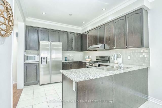 1529 Bruny Ave, House detached with 4 bedrooms, 4 bathrooms and 3 parking in Pickering ON | Image 7