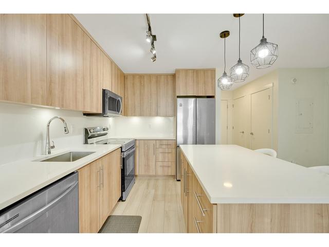 405 - 5420 208 Street, Condo with 2 bedrooms, 2 bathrooms and 1 parking in Langley BC | Image 4