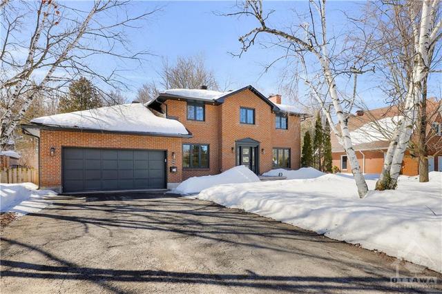 4794 Massey Lane, House detached with 4 bedrooms, 4 bathrooms and 6 parking in Ottawa ON | Image 1