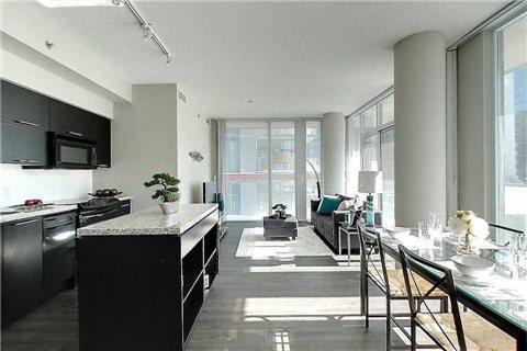 818 - 21 Nelson St, Condo with 2 bedrooms, 2 bathrooms and 1 parking in Toronto ON | Image 7