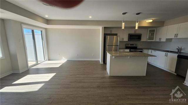 220 Pilot Private, House attached with 2 bedrooms, 3 bathrooms and 1 parking in Ottawa ON | Image 3