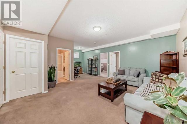 4 Martha's Meadow Place Ne, House detached with 4 bedrooms, 2 bathrooms and 2 parking in Calgary AB | Image 42