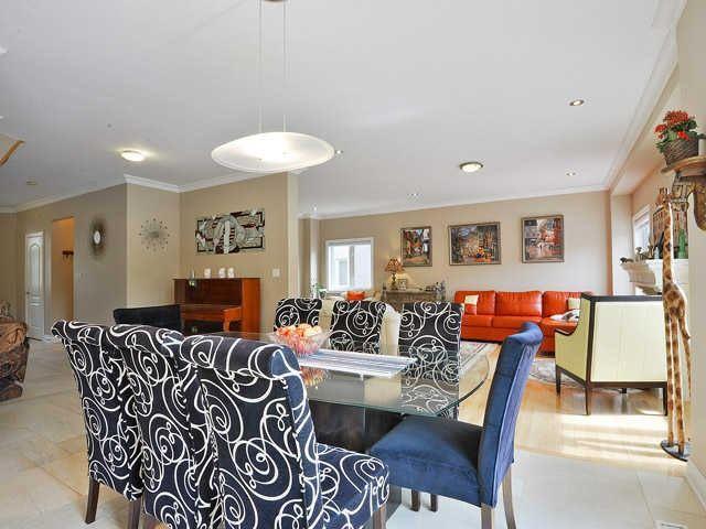 7 Adriatic Cres, House detached with 5 bedrooms, 5 bathrooms and 4 parking in Brampton ON | Image 7