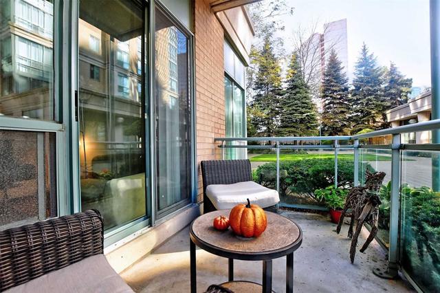 102 - 3 Pemberton Ave, Condo with 2 bedrooms, 2 bathrooms and 1 parking in Toronto ON | Image 13