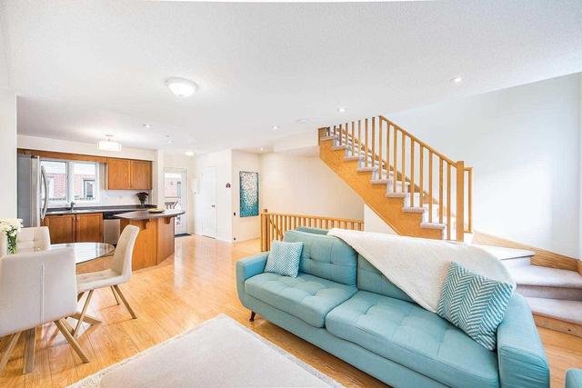 3 - 200 Twelfth St, Townhouse with 3 bedrooms, 2 bathrooms and 2 parking in Toronto ON | Image 8