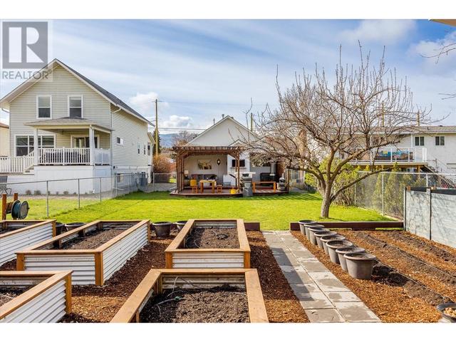 904 Graham Road, House detached with 2 bedrooms, 1 bathrooms and 2 parking in Kelowna BC | Image 29