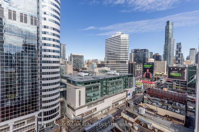 1906 - 220 Victoria St, Condo with 2 bedrooms, 2 bathrooms and 0 parking in Toronto ON | Image 23