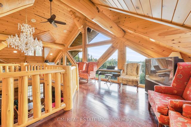 240 Kanichee Mine Rd, House detached with 9 bedrooms, 6 bathrooms and 6 parking in Temagami ON | Image 26