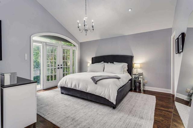 497 Melrose Ave, House detached with 4 bedrooms, 4 bathrooms and 5 parking in Toronto ON | Image 9