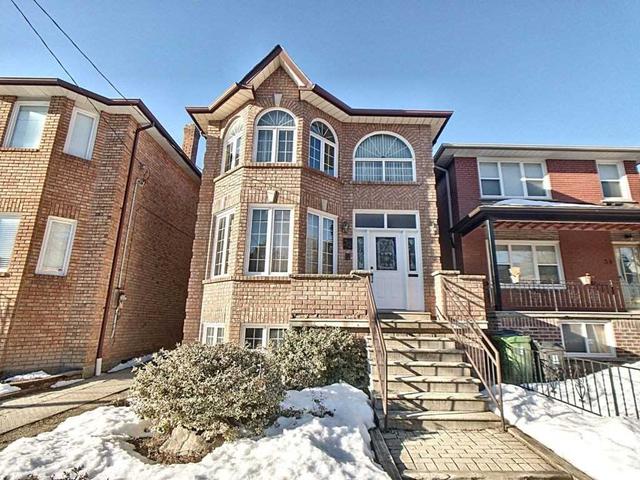 32 Pendrith St, House detached with 4 bedrooms, 4 bathrooms and 2 parking in Toronto ON | Image 1
