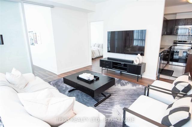 809 - 2900 Highway 7 Rd, Condo with 2 bedrooms, 2 bathrooms and 1 parking in Vaughan ON | Image 17