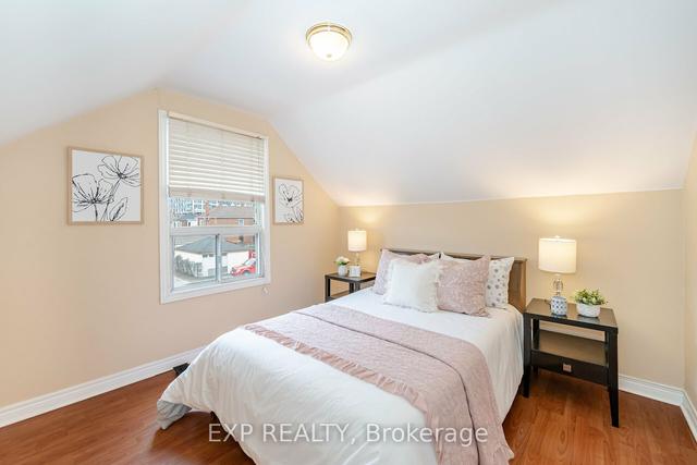 242 Aileen Ave, House detached with 3 bedrooms, 3 bathrooms and 2 parking in Toronto ON | Image 8