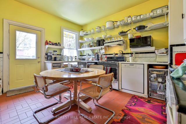 268 Major St, House detached with 4 bedrooms, 2 bathrooms and 2 parking in Toronto ON | Image 2