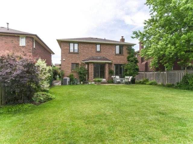 1319 Greenwood Cres, House detached with 4 bedrooms, 3 bathrooms and 2 parking in Oakville ON | Image 20