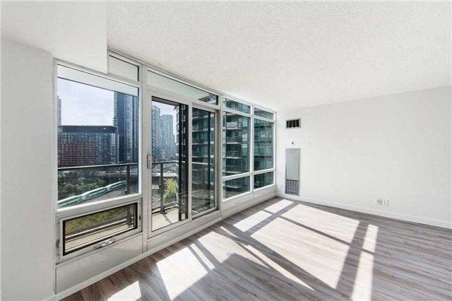 1207 - 361 Front St W, Condo with 2 bedrooms, 2 bathrooms and 1 parking in Toronto ON | Image 10