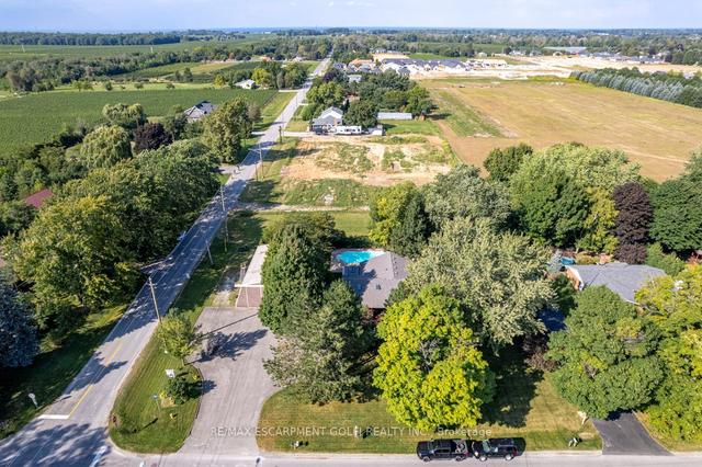 404 Line 2 Rd, House detached with 3 bedrooms, 3 bathrooms and 12 parking in Niagara on the Lake ON | Image 35
