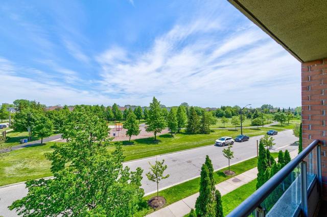 309 - 1150 Parkwest Pl, Condo with 2 bedrooms, 2 bathrooms and 2 parking in Mississauga ON | Image 9