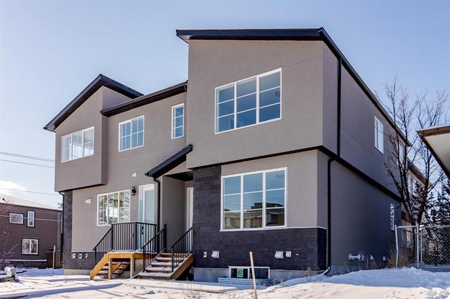 4603 17 Avenue Nw, House attached with 3 bedrooms, 2 bathrooms and 1 parking in Calgary AB | Card Image