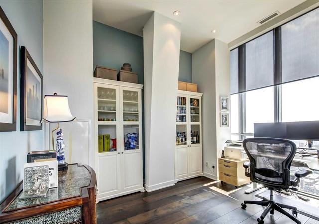 4402 - 110 Charles St E, Condo with 2 bedrooms, 3 bathrooms and 2 parking in Toronto ON | Image 18