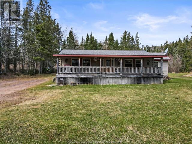 747 Portage Vale Rd, House detached with 2 bedrooms, 1 bathrooms and null parking in Cardwell NB | Image 2