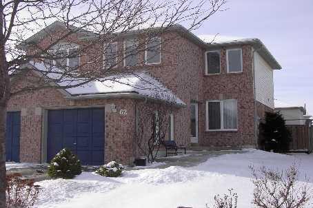 62 Townley Cres, House semidetached with 3 bedrooms, 2 bathrooms and 3 parking in Brampton ON | Image 2