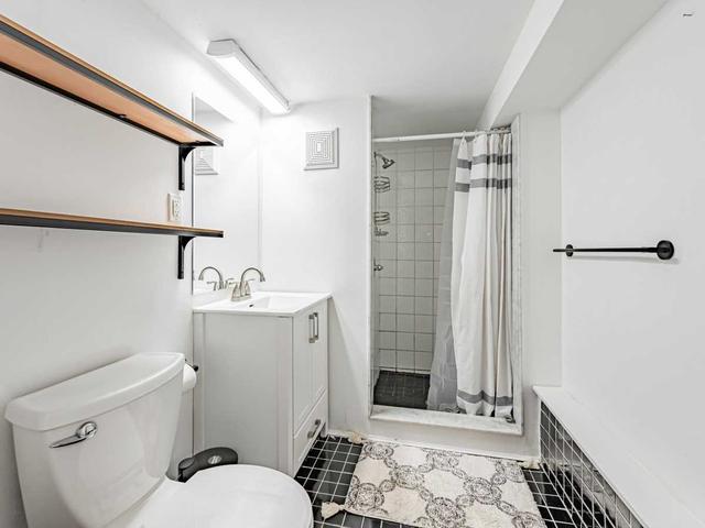 studio - 17 Boston Ave, House attached with 0 bedrooms, 1 bathrooms and 0 parking in Toronto ON | Image 18