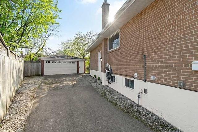upper - 2511 Padstow Cres S, House semidetached with 2 bedrooms, 1 bathrooms and 2 parking in Mississauga ON | Image 13