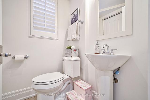 439 Melrose Ave, House detached with 3 bedrooms, 4 bathrooms and 3 parking in Toronto ON | Image 8