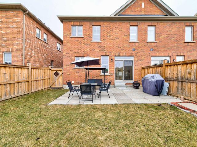 43 Borrelli Dr, House semidetached with 3 bedrooms, 4 bathrooms and 5 parking in Brampton ON | Image 24