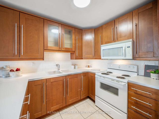 2210 - 40 Homewood Ave, Condo with 1 bedrooms, 1 bathrooms and 1 parking in Toronto ON | Image 27