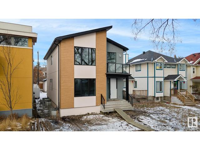 9756 83 Av Nw, House detached with 4 bedrooms, 3 bathrooms and null parking in Edmonton AB | Image 1
