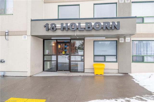 211 - 18 Holborn Court, House attached with 2 bedrooms, 2 bathrooms and 1 parking in Kitchener ON | Image 2